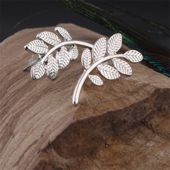 Silver Leaf & Branch Studs Ear Crawler Earrings - Picture 5 of 6